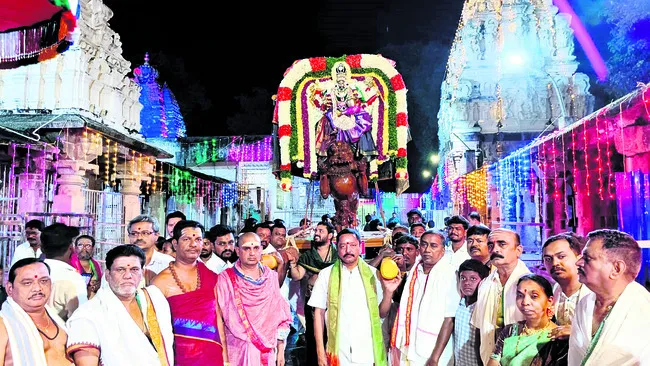 సింహ 