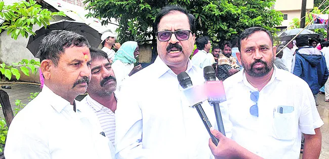 ఏకపక్