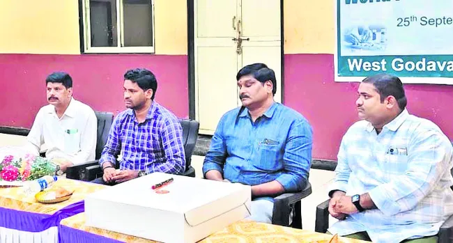 ఫార్మాసిస్ట్‌లు నిబంధనలు పాటించాలి 