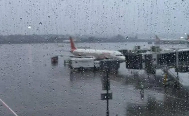 Telangana Rains: Bad Weather Effected Flights At Shamsha Bad Airport