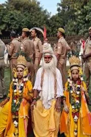 Dussehra 2025: 485 Year Old Chitrakoot Ramlila of Kashi10