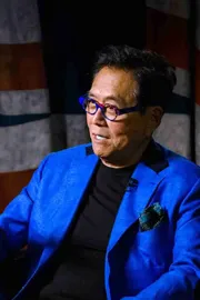 Rich Dad Poor Dad Author Robert Kiyosaki Warns of Mass Firings6
