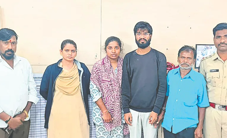 Medchal Love Marriage Incdient Swetha Reveals Facts