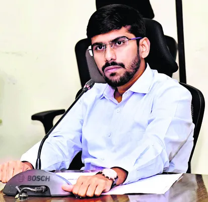 పరిశ్రమలతోనే జిల్లా ప్రగతి 