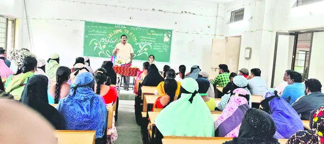 హాజరుశాతం పెంచడానికే ఎఫ్‌ఆర్‌ఎస్‌ 