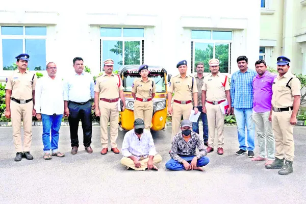  ఆలయా