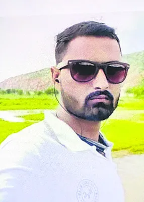 సేల్స్మెన్ దారుణ హత్య
