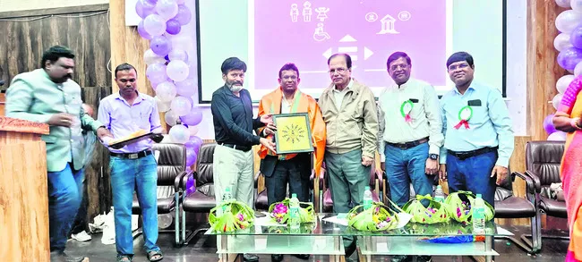 సహజ వనరులను భవిష్యత్‌ తరాలకు అందించాలి 