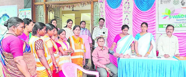 మున్సిపల్ వర్కర్లకు వైద్య పరీక్షలు