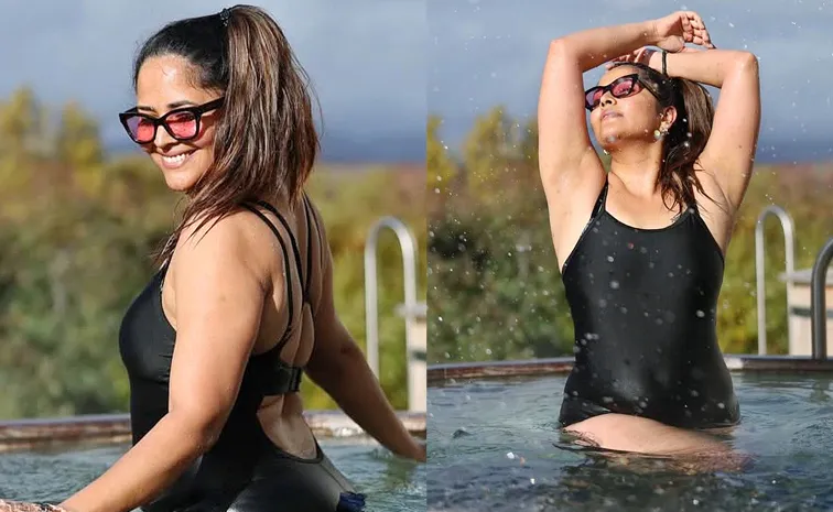 Anasuya Bharadwaj Latest Swimsuit Photos Viral