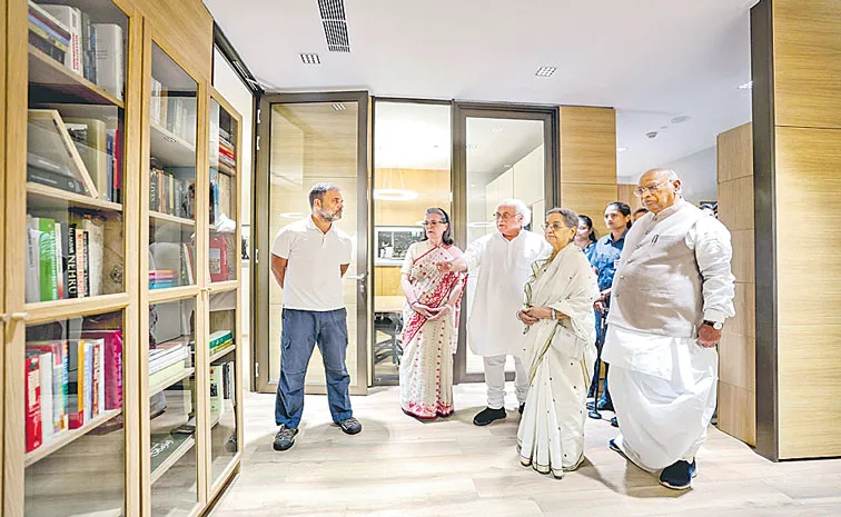 Congress inaugurates Manmohan Singh library at party headquarters