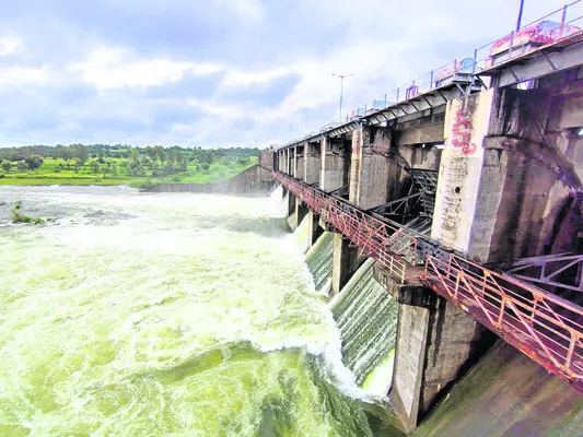 ‘సాగర్‌’ 15 గేట్లు ఎత్తివేత