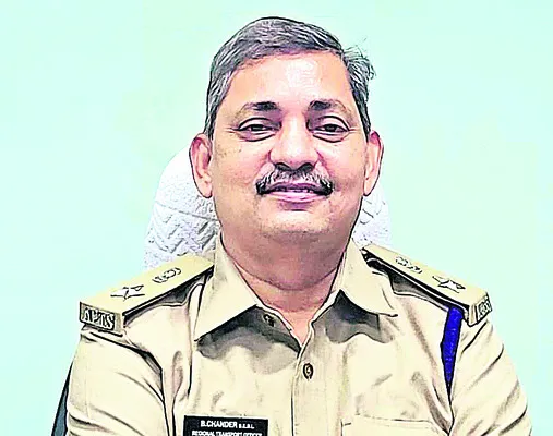 ఓవర్‌లోడ్‌ వాహనాలపై రూ.3 కోట్లు వసూలు చేశాం  
