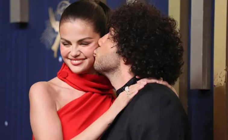 Hollywood Singer Selena Gomez Benny Blanco are married now