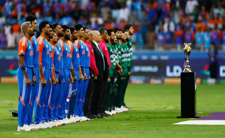 Boycott gang turned ticket booking gang, Fans react to screening of IND vs PAK Asia Cup final