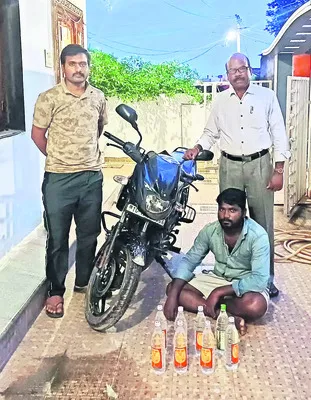 దేశీదారు పట్టివేత 