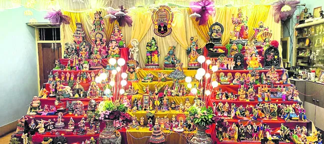 సంప్రదాయాలకు నెలవు