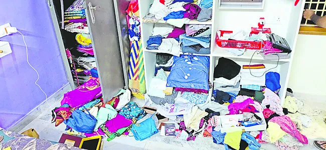ఊరెళ్