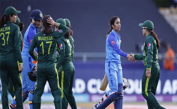 India to face pakistan on october th in ICC women's world cup