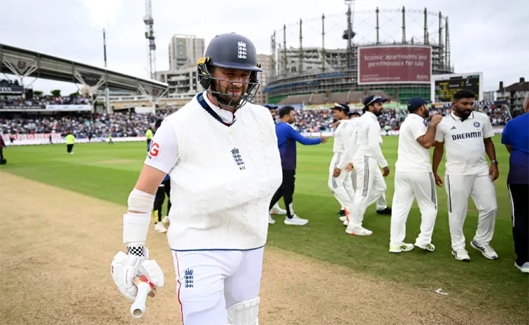 Chris Woakes announces retirement from international cricket after Ashes snub