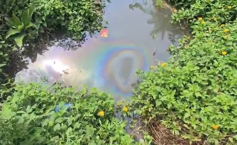 ONGC Oil Leak At Nearest Place Of Pasarlapudi