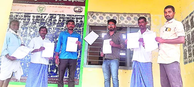 పల్లె ఓటర్లు @ 4,49,981