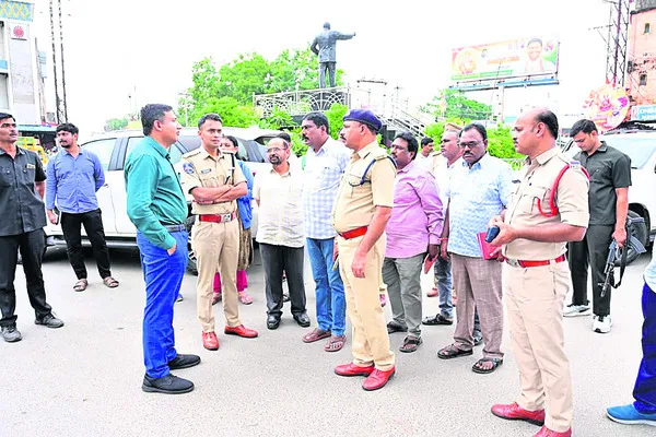 నిమజ్జనానికి ఇబ్బంది లేకుండా చర్యలు