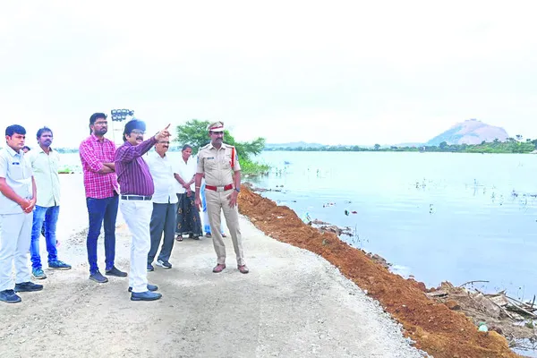 ఉత్సవాలు ప్రశాంత వాతావరణంలో నిర్వహించుకోవాలి