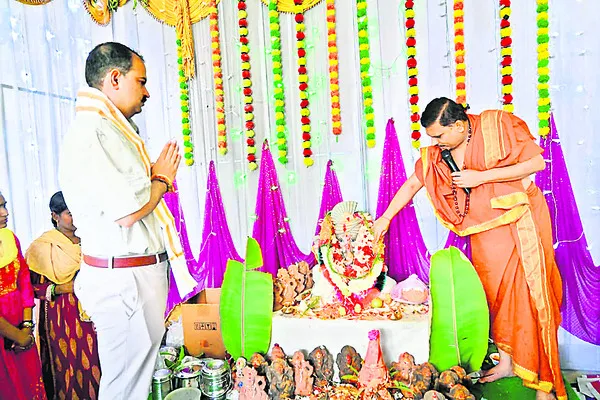 ప్రజలు సుఖ సంతోషాలతో ఉండాలి