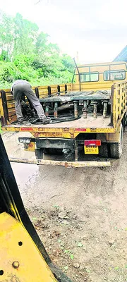 కాపర్ స్టేవ్స్ దొంగతనం కేసులో పురోగతి