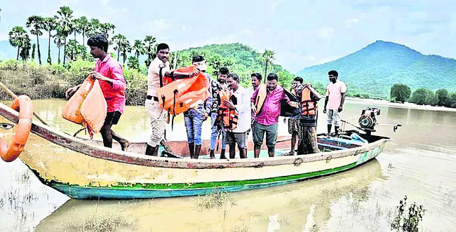 తప్పని పడవ ప్రయాణం 