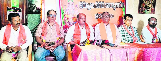 ఐక్యతకు ప్రతీక గణేష్ మహోత్సవాలు
