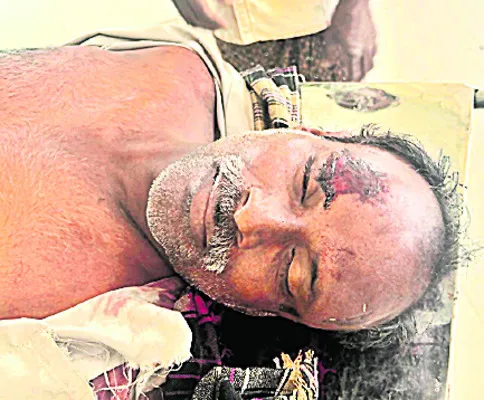 గుర్తు తెలియని వాహనం ఢీకొని వ్యక్తి మృతి
