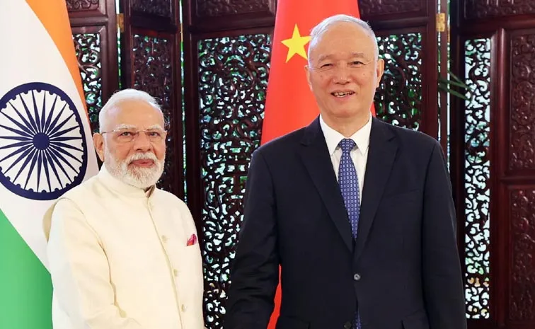 PM Modi meeting with Cai Qi is right hand man of President Xi Jinping