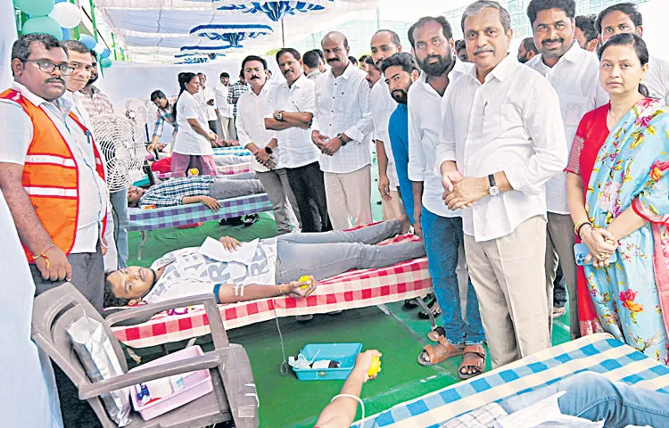 Floral tributes to YSR statue on the occasion of YSR death anniversary