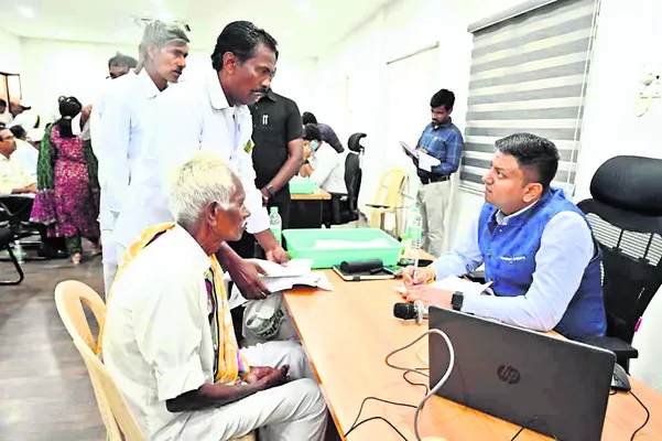 అర్జీలకు  సత్వర పరిష్కారం 