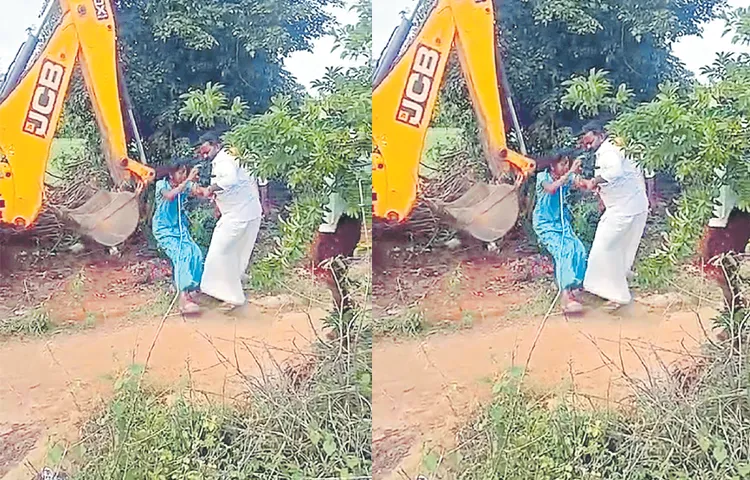టీడీపీ నాయకుల దాష్టీకం