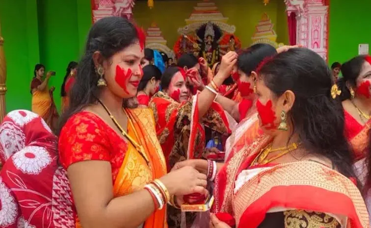 Dussehra 2025: Sindoor Utsav Khela Meerapur Durga Puja