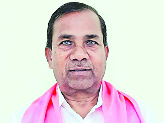నాటి నుంచి నేటి వరకు కేసీఆర్‌ వెంటే