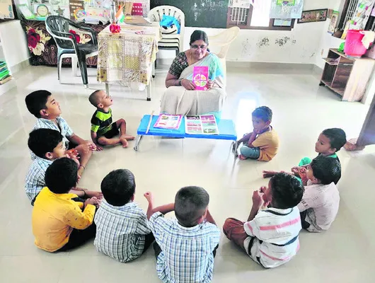 పోషకా