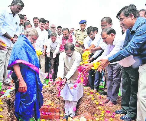 యువతకు ఉపాఽధి కల్పనే లక్ష్యం