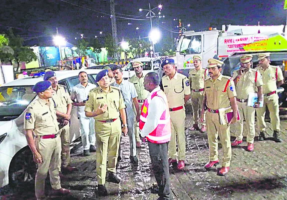 ఆరువేల మందితో బందోబస్తు 
