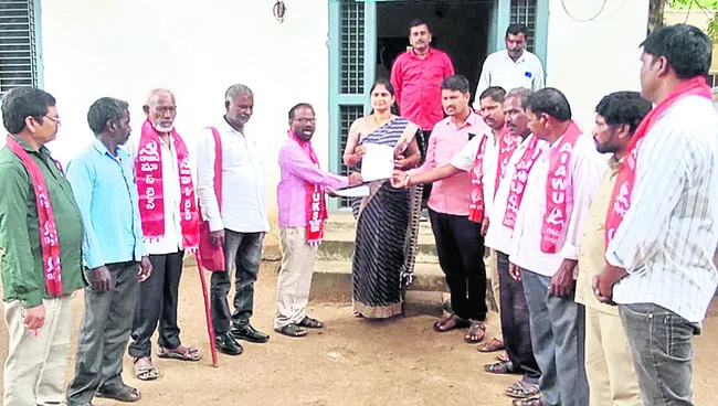 దిగుమతి సుంకాలు ఉపసంహరించుకోవాలి