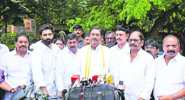 కేసులు పెడితే దోషులవుతారా?