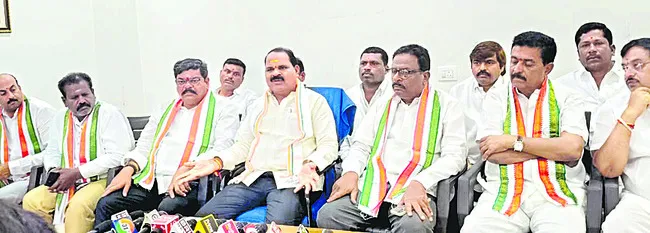 కవిత వ్యాఖ్యలతో బీఆర్ఎస్లో సంక్షోభం