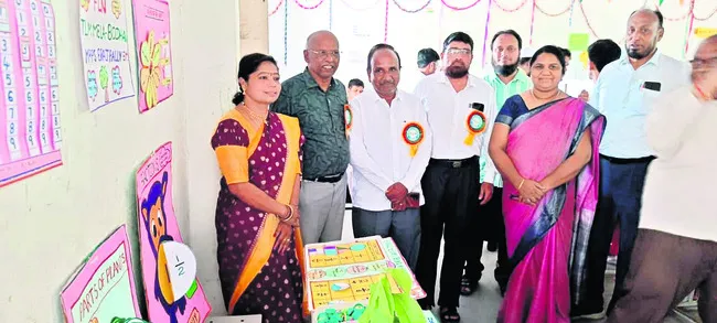 పరిసరాలను శుభ్రంగా ఉంచాలి
