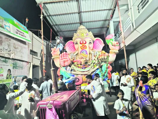 వెళ్లిరావయ్యా.. విఘ్నేశ్వరా.. 