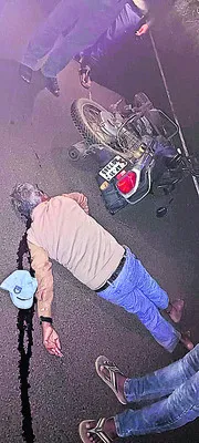 అనుమానాస్పద స్థితిలో రిటైర్డ్‌ ఉద్యోగి మృతి

