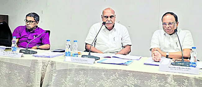 నూతన సబ్‌ స్టేషన్లకు స్థలాలు పరిశీలించాలి 