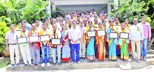 ఉపాధ్యాయుల చేతుల్లోనే విద్యార్థుల భవిష్యత్‌